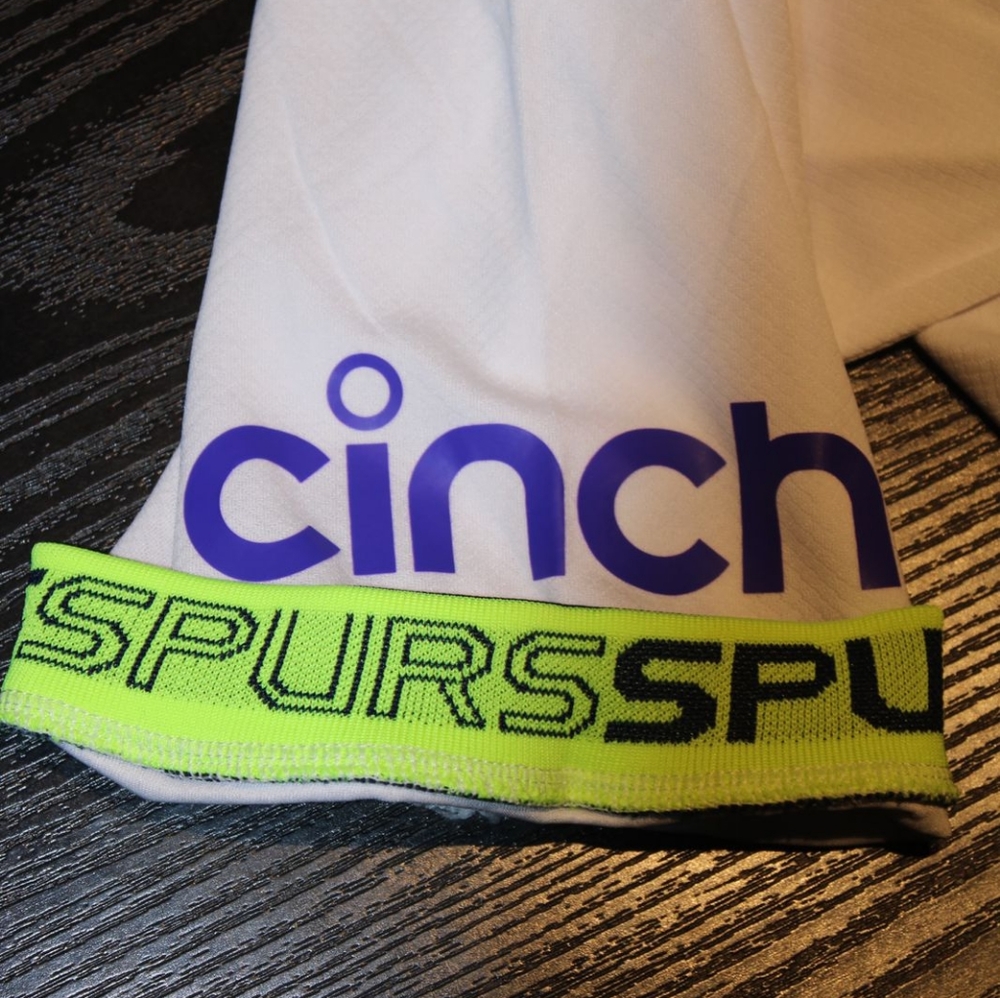 Authentic Tottenham Jersey 2022 - 2023 - Picture 4 of 9